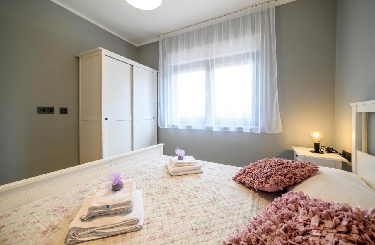 Ledunis Apartment Sibenik Bagian luar foto